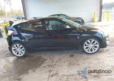 2013 Hyundai Veloster Base W/Black from USA, damaged, VIN KMHTC6ADXDU138664